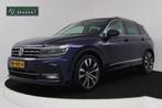 Volkswagen Tiguan 1.4 TSI ACT Highline (PANORAMADAK, TREKHAA, Traction-control, 4 cilinders, 150 pk, Blauw