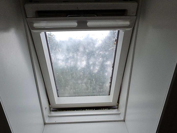 BS12 - Velux dakvensters, dakramen met glas, medio jan'26, Doe-het-zelf en Verbouw, Glas en Ramen, Gebruikt, Dakraam, Minder dan 80 cm