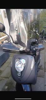Sym Mio 50 2025 model EURO5 splinternieuw, Ophalen of Verzenden, Zo goed als nieuw, Benzine, Mio