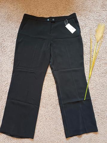 C&A pantalon zwart met knoopjes maat 48. beschikbaar voor biedingen