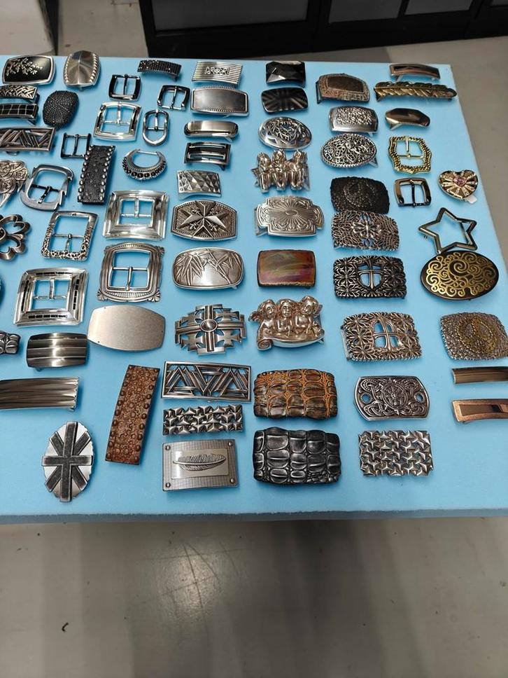 Grote partij speciale gespen & buckle 's, Hobby en Vrije tijd, Overige Hobby en Vrije tijd, Nieuw, Ophalen of Verzenden