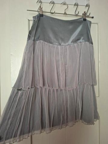 Viscose rok - Elegant & Speels - Maat 38 beschikbaar voor biedingen