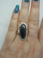 Zilveren vintage ring met onyx ringmaat 17.75  nr.695, Sieraden, Tassen en Uiterlijk, Gebruikt, 17 tot 18, Ophalen of Verzenden