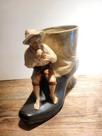 Keramieken bloempot in de vorm van een laars met man, Antiek en Kunst, Antiek | Keramiek en Aardewerk, Ophalen