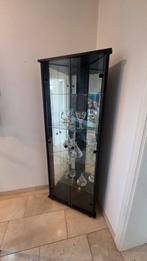 Glazen vitrine kast: zwart voor in hoek, Huis en Inrichting, Kasten | Vitrinekasten, Met plank(en), Glas, 150 tot 200 cm, 25 tot 50 cm