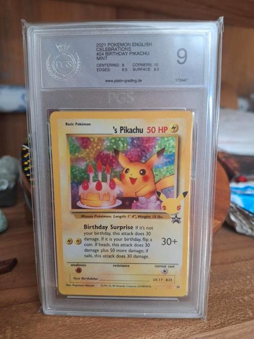 Pokémon Birthday Pikachu - PGS 9, Hobby en Vrije tijd, Verzamelkaartspellen | Pokémon, Losse kaart, Foil, Ophalen of Verzenden