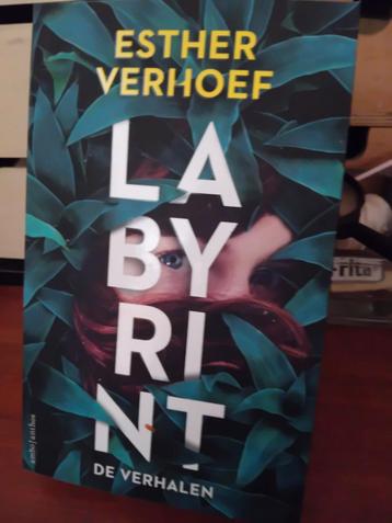 Esther Verhoef - Labyrint - De verhalen beschikbaar voor biedingen