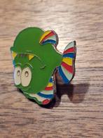 V 144 Groene Vinarmige  Vis Pin, Verzamelen, Speldjes, Pins en Buttons, Ophalen of Verzenden, Zo goed als nieuw, Dier of Natuur