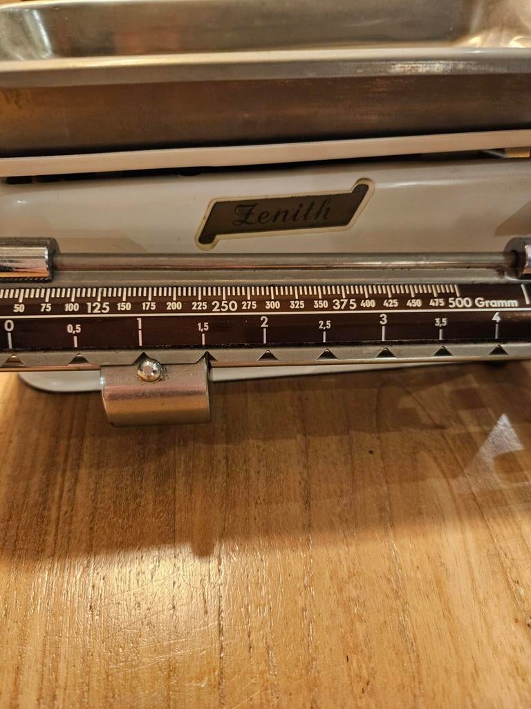 Vintage Zenith Keukenweegschaal - Roomwit, Ophalen of Verzenden