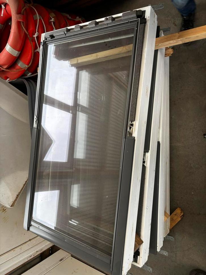 VELUX dakraam GGL PK10 2070 (94x160 cm), Doe-het-zelf en Verbouw, Glas en Ramen, Zo goed als nieuw, Dakraam, Minder dan 80 cm