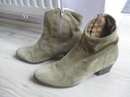 GABOR suede leren laarsjes maat 39 40 G 5,5 goede staat, Kleding | Dames, Schoenen, Gabor, Ophalen of Verzenden, Lage of Enkellaarzen