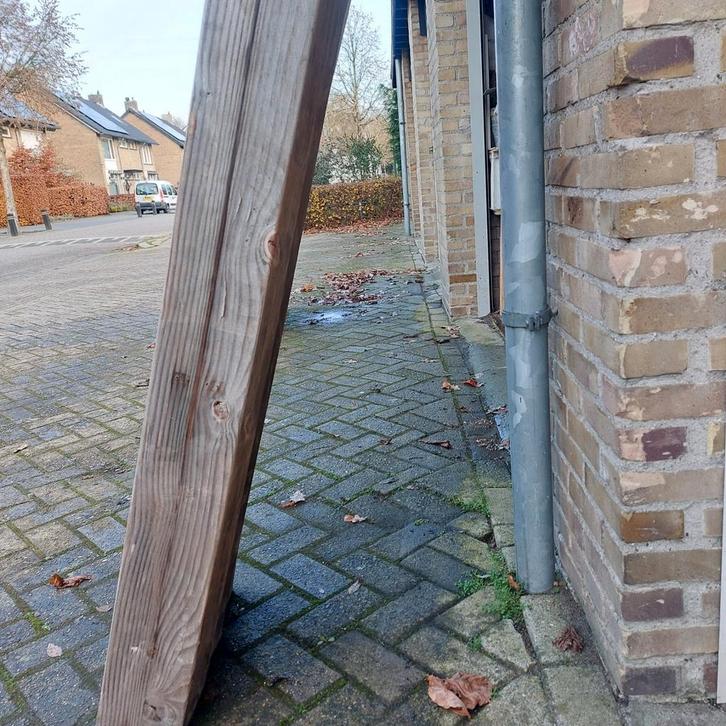 douglas planken/balken/vellinghalfhout rabatd: DOE EEN BOD, Tuin en Terras, Palen, Balken en Planken, Gebruikt, Balken, 250 cm of meer