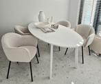 Nieuwstaat vier boucle teddy stoelen met armleuning Westwing, Ophalen, Zo goed als nieuw, VT Wonen Loft, Vier