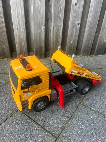 Speelgoed vrachtwagen beschikbaar voor biedingen