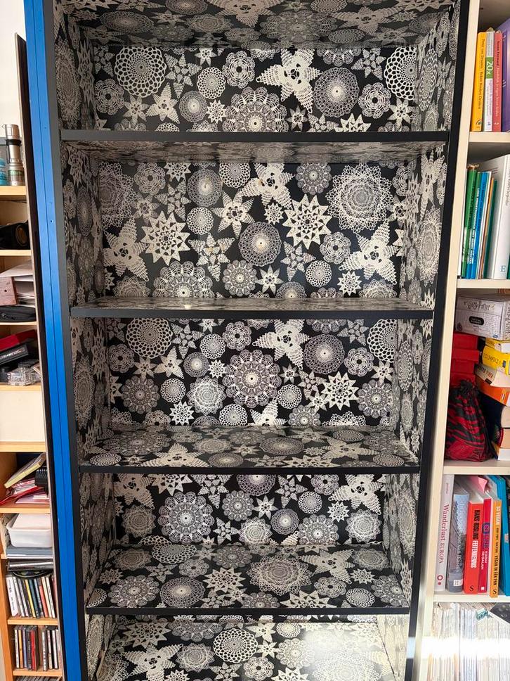 Ikea Billy Boekenkast met uniek design, Huis en Inrichting, Kasten | Schoenenkasten, Gebruikt, Ophalen