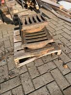 Metalen putdeksels, Doe-het-zelf en Verbouw, Ophalen, Zo goed als nieuw