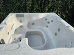Mooie Bubbelbad/Jacuzzi te koop!, Tuin en Terras, Bubbelbaden en Hottubs, Ophalen, Gebruikt, Afdekzeil, Vast