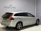 Volvo V60 1.6 T3 Kinetic // NAVI // CRUISE CONTROL, Voorwielaandrijving, Zwart, 4 cilinders, 150 pk