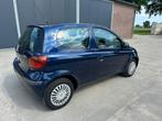 Toyota Yaris 1.3 16V Vvti 3DR Linea Terra 2003 Blauw, Auto's, Voorwielaandrijving, 4 cilinders, Origineel Nederlands, Handgeschakeld