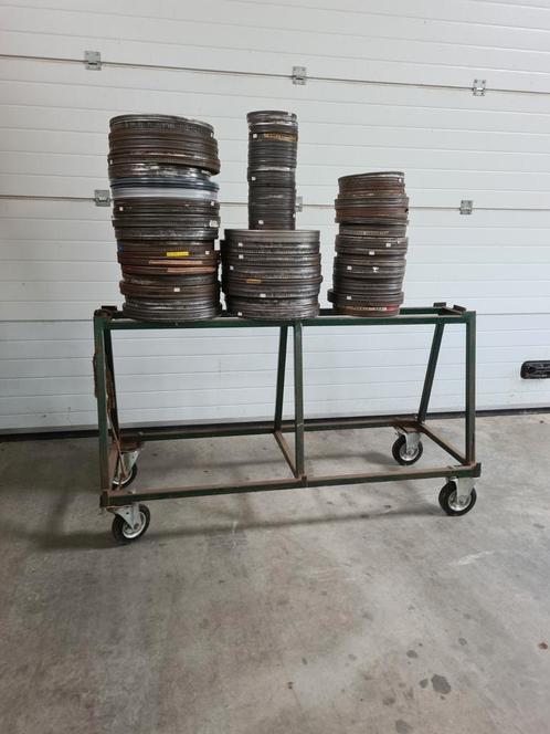 Film blik,film blikken,oud film blik,oude film hoes,decorati, Verzamelen, Film en Tv, Gebruikt, Ophalen