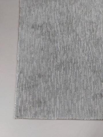 Vloerkleed 220 x 290  beschikbaar voor biedingen