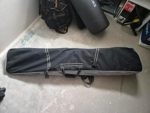 Snowboard 165 cm inclusief bindingen, schoenen en luxe tas, Sport en Fitness, Snowboarden, Zo goed als nieuw, Schoenen, Ophalen of Verzenden