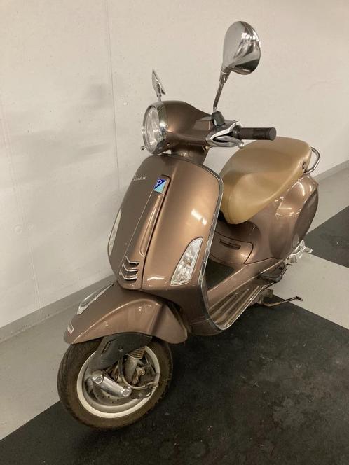 VESPA Primavera 4T, Fietsen en Brommers, Scooters | Vespa, Zo goed als nieuw, Overige modellen, Maximaal 45 km/u, Benzine, Ophalen