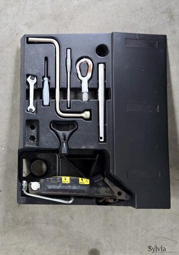 Originele krik crick gereedschap set BMW Z3 serie E36 711110 beschikbaar voor biedingen