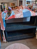 kast op wielen, Ophalen