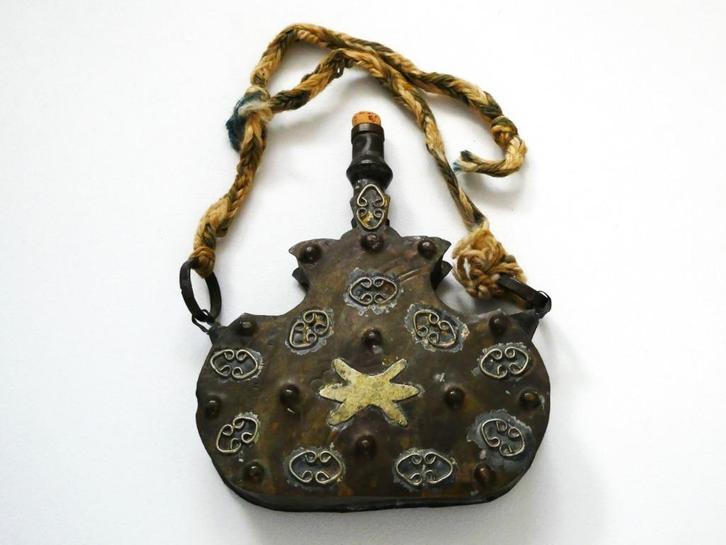 Kruithoorn / kruitfles ca. 19e eeuw afkomstig uit India, Antiek en Kunst, Antiek | Koper en Brons, Ophalen of Verzenden
