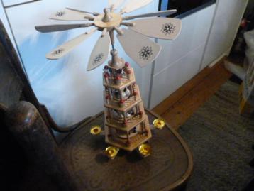 kerst oude houten piramide gaaf 50 cm  beschikbaar voor biedingen