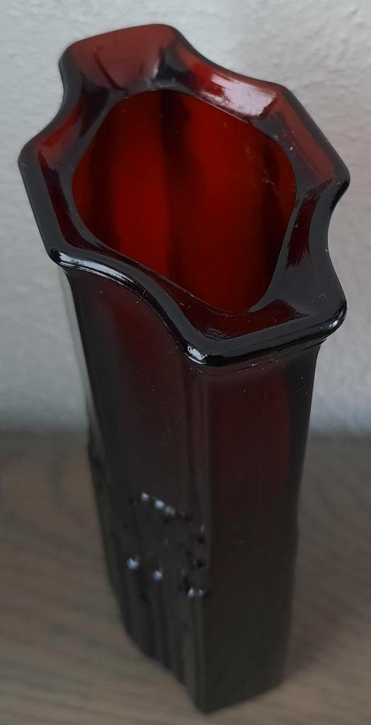 diep rode AVON vaas van glas, Antiek en Kunst, Antiek | Vazen, Ophalen of Verzenden