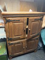 Oude houten kast, Ophalen