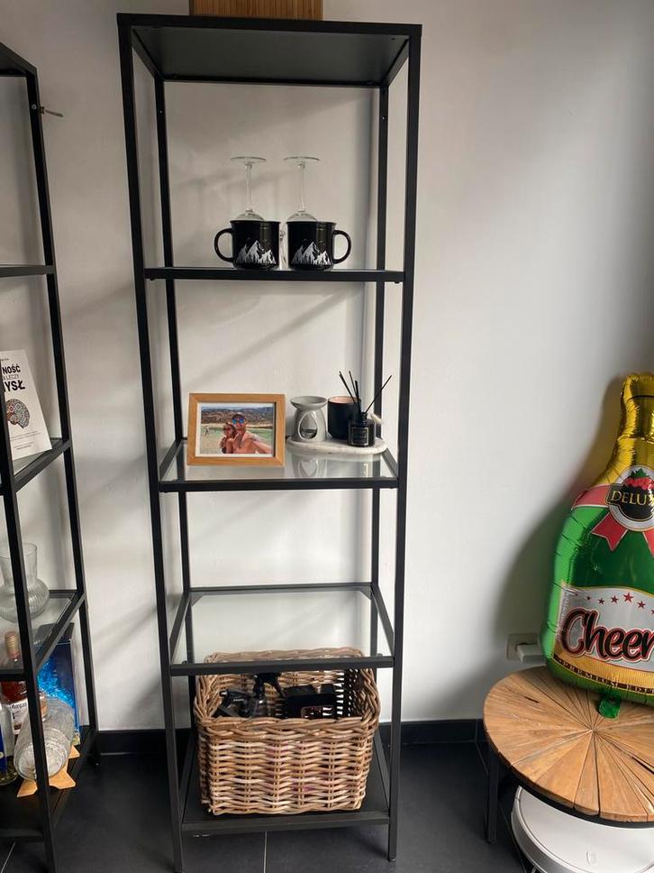 Ikea Vittsjö Glazen Kast, Huis en Inrichting, Kasten | Stellingkasten, Gebruikt, Ophalen