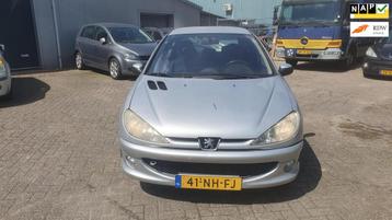 Peugeot 206 1.6-16V Quiksilver AIRCO NIEUWE APK:10-2026 beschikbaar voor biedingen