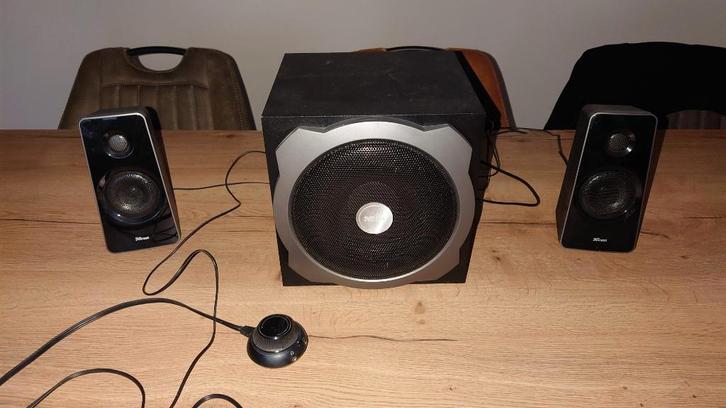 TRUST Tytan 2.1-luidsprekerset Zwart, Computers en Software, Pc speakers, Gebruikt, Audiokanaal 2.1, Ophalen of Verzenden