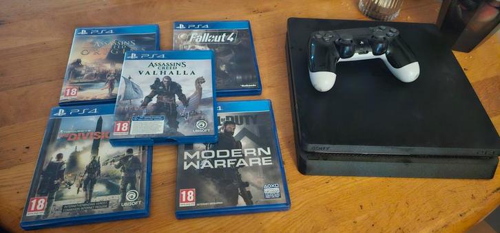 Playstation 4 slim 500gb en 5 spellen, Spelcomputers en Games, Spelcomputers | Sony PlayStation 4, Zo goed als nieuw, Slim, Met 1 controller