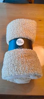 NIEUWE WOONPLAID TEDDY met 2 nieuwe bijpassende kussens, Ophalen, Nieuw