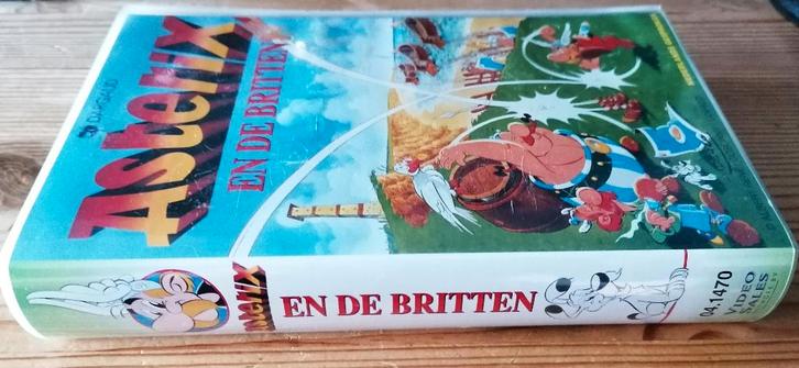 Asterix en de Britten; VHS band (NL), ongeveer 76 minuten., Verzamelen, Stripfiguren, Gebruikt, Overige typen, Asterix en Obelix