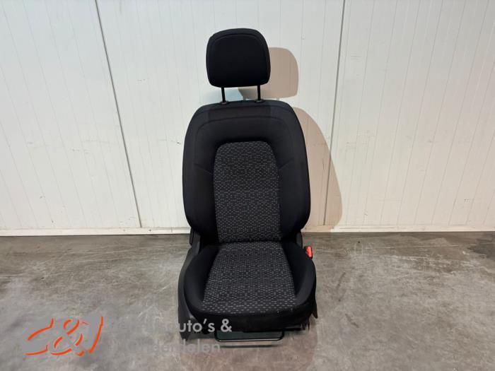 Stoel rechts van een Mercedes Citan, Auto-onderdelen, Interieur en Bekleding, Mercedes-Benz, Gebruikt, 3 maanden garantie, Ophalen of Verzenden