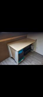 Bureau  en boekenkast gratis., Gebruikt, Ophalen of Verzenden, Bureau