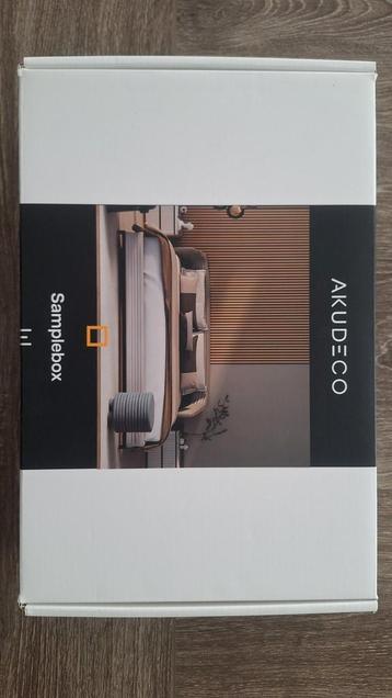 *** NIEUWE SAMPLEBOX AKUDECO *** beschikbaar voor biedingen