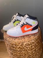 Nike jordan 1 composition notebook, Ophalen of Verzenden, Zo goed als nieuw, Sneakers of Gympen