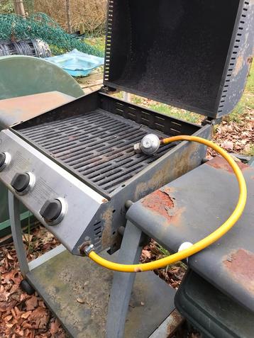 Gratis afhalen:Gasbarbecue beschikbaar voor biedingen