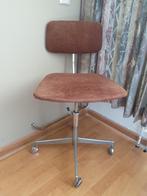 Labofa bureaustoel vintage Zweeds design, Ophalen, Zo goed als nieuw, Wandkapstok, Minder dan 100 cm