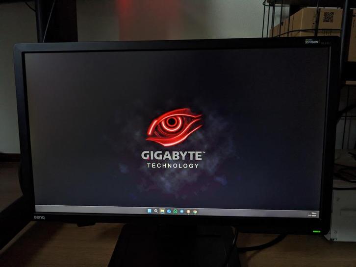BenQ Zowie XL2411Z gaming monitor met kabels, Computers en Software, Monitoren, Zo goed als nieuw, 101 t/m 150 Hz, DVI, HDMI, VGA