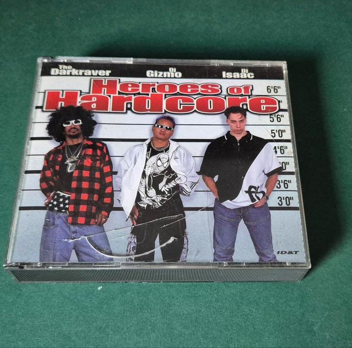 Heroes Of Hardcore - Darkraver / Isaac / Gizmo, Cd's en Dvd's, Cd's | Dance en House, Gebruikt, Ophalen of Verzenden