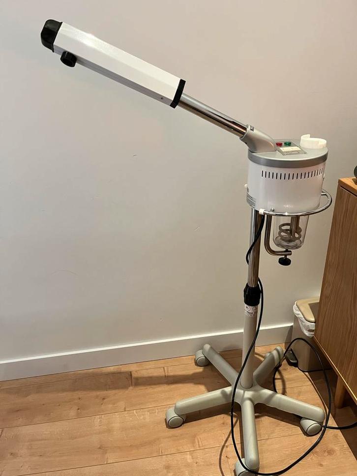 Vapozone met Ozon - Gezichtsbehandeling, Witgoed en Apparatuur, Persoonlijke-verzorgingsapparatuur, Zo goed als nieuw, Overige typen