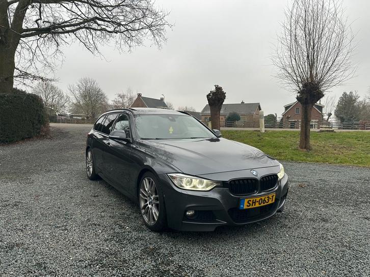 BMW 3-Serie 330D Touring AUT M-PAKKET NW APK/ VOL OPTIES, Auto's, BMW, Particulier, 3-Serie, Diesel, C, Stationwagon, Automaat