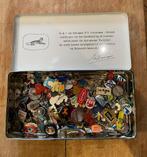 speldjes uit jaren '60, Ophalen of Verzenden, Gebruikt, Overige onderwerpen, Speldje of Pin